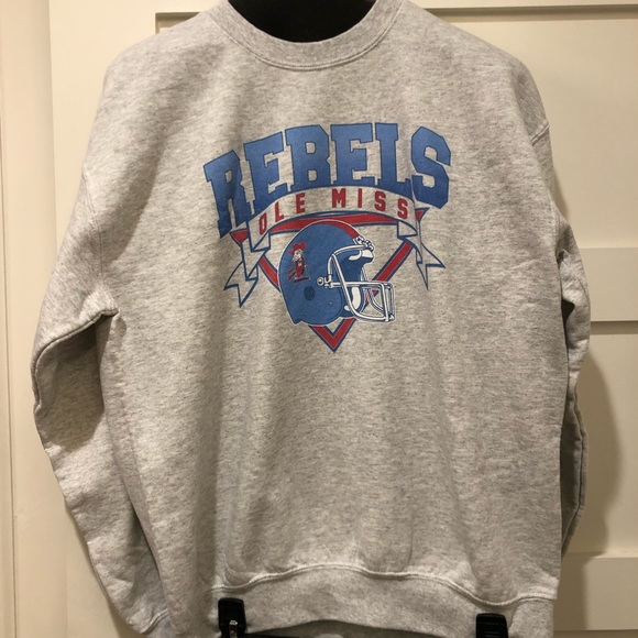 Vintage Ole Miss sweatshirt. Pullover Gildan - Picture 3 of 6